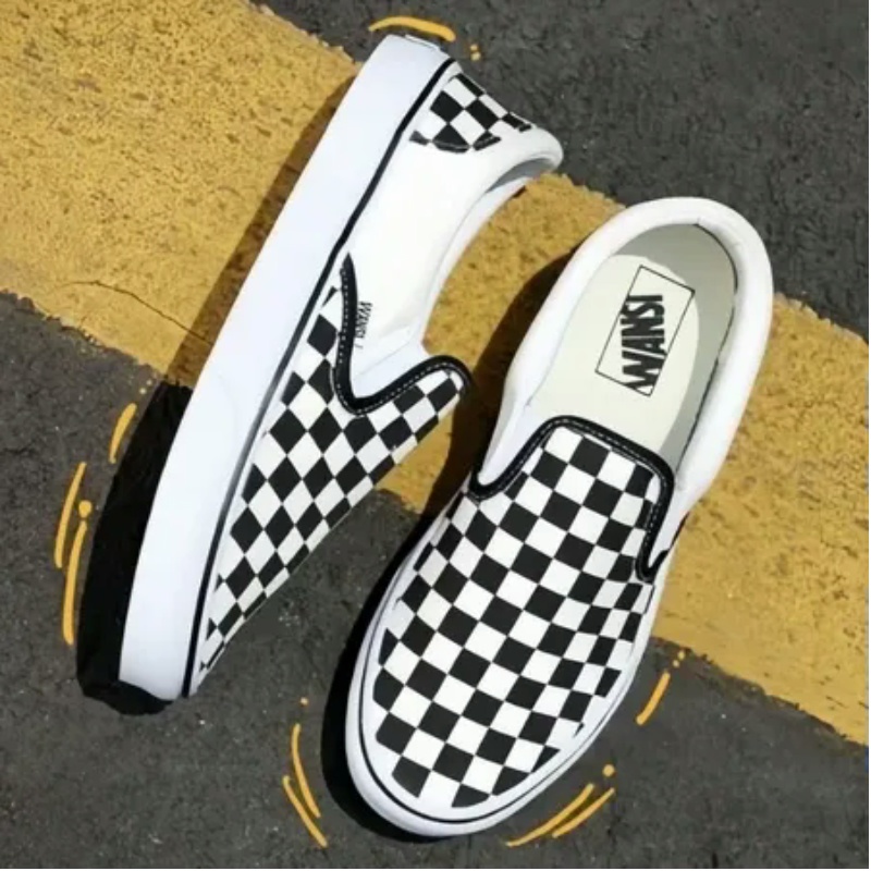 (จัดส่งที่รวดเร็ว) 🔥รองเท้าผ้าOld Skool สีดําบริสุทธิ์ รอเท้าผ้าใบ รองเท้าผ้าใบ สลิปออน รองเท้าผ้าใบ