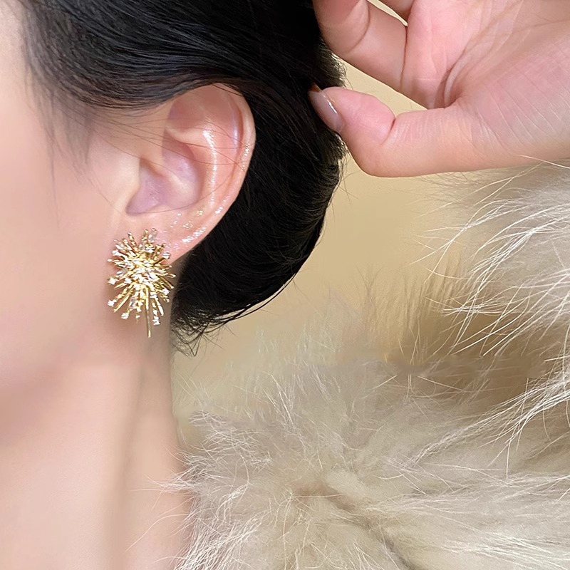 เกาหลีแฟชั่นเพชรพลุต่างหูหญิงสีทอง อิน ของขวัญวันเกิดนักเรียน - รูปที่ 5