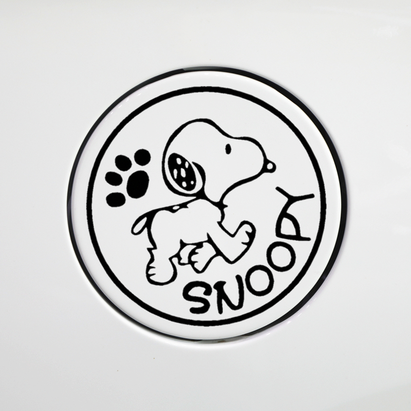 สติ๊กเกอร์ติดรถ Snoopy Dog การ์ตูนน่ารักสติ๊กเกอร์สะท้อนแสงสําหรับฝาถังน้ํามัน WIndshield รถจักรยานยนต์ Ebike