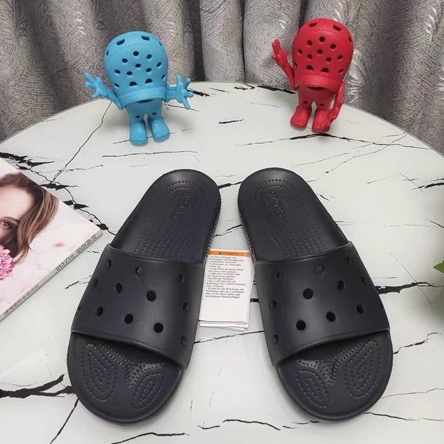 CROCS จระเข้ รองเท้าแตะคลาสสิกรองเท้าแตะ จระเข้ เหมาะสําหรับผู้ชายและผู้หญิงรองเท้าแตะกลางแจ้งรองเท้าแตะในร่ม