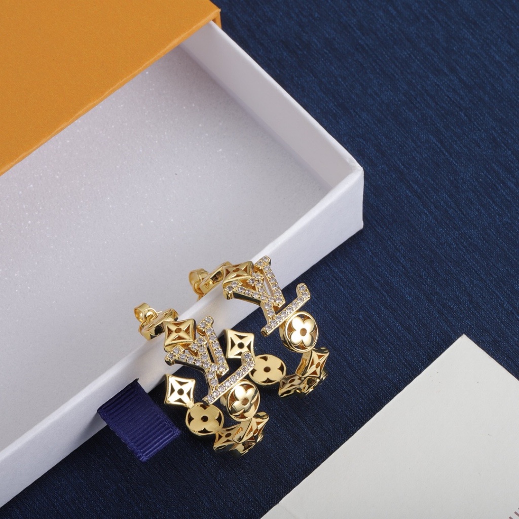 เครื่องประดับแฟชั่น จดหมาย ล ต่างหูใหม่รุ่นเดียวกันวัสดุโลหะผสมทองเหลืองแฟชั่นแฟชั่นความสง่างามโนเบิลคุ้มค่ามีอายุการใช้งานของโชคที่ได้พบกับคุณ