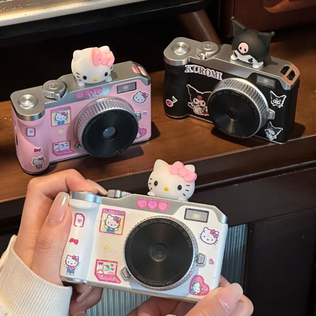 สวัสดี คิตตี้ คุโรมิ กล้อง ซีซีดี ย้อนยุค 6400ว พิกเซลความละเอียดสูงกล้องหน้าและหลัง 16x ซูม 24 นิ้วหน้าจอสไตล์วินเทจกล้องดิจิตอลสําหรับแฟนๆของแกดเจ็ตที่น่