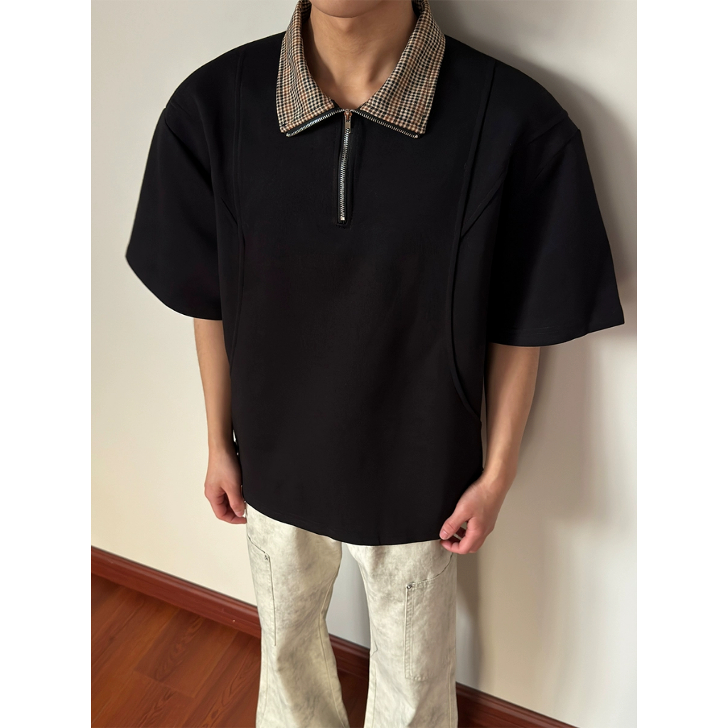 Suikone เสื้อโปโลครึ่งซิปเรียบง่ายฤดูร้อนอเมริกันย้อนยุคเย็บเสื้อโปโลคอปกลายสก๊อต — صورة 2