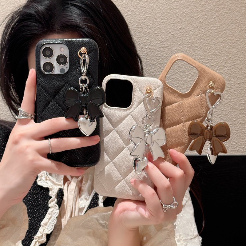 Retro ลายสก๊อตหนังเคสโทรศัพท์สําหรับ iPhone 12 13 14 15 16 Pro Max 16 Plus พร้อมรักผีเสื้อชุบจี้ป้องกัน Hard ฝาหลัง