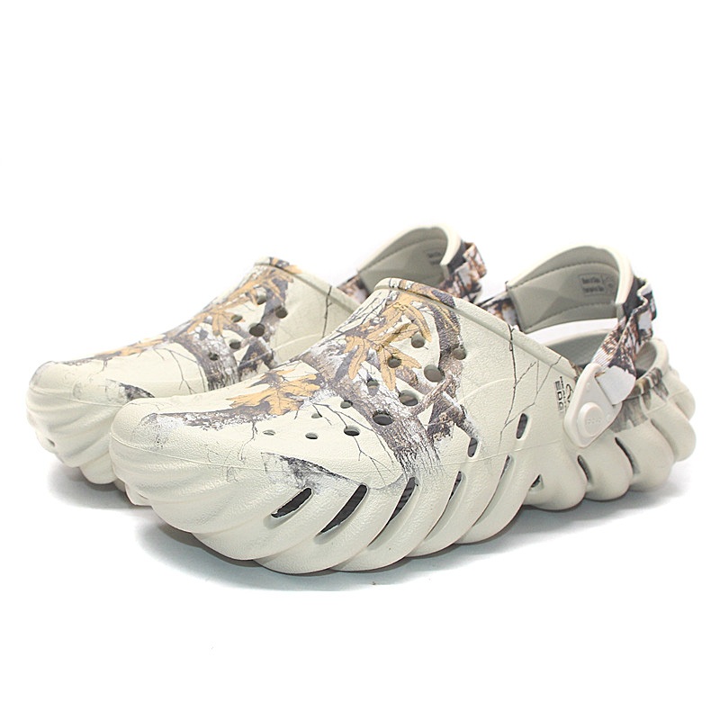 ต้นฉบับ 100% crocs รองเท้าผู้ชายรองเท้าแตะผู้หญิงขนาดใหญ่ 207937