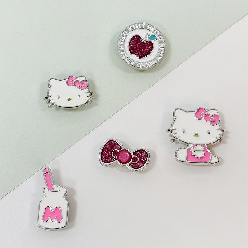 ชุดจระเข้ Jibbitz ใหม่ อุปกรณ์เสริมรองเท้ารูดอกไม้ การ์ตูนน่ารัก DIY อุปกรณ์เสริมหัวเข็มขัดรองเท้าแสนสนุก crocs charm