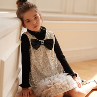 ชุดเจ้าหญิงกับเลื่อมสำหรับเด็กผู้หญิง ผ้าแวววาว เงิน/ทอง สอง…