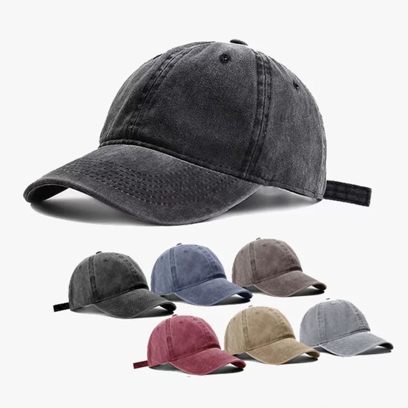 Miss_J พร้อมส่งจากกทม🎀 หมวกสีทึบสไตล์เรโทรสีดำ เส้นรอบวงศีรษะใหญ่ทำให้ใบหน้าเล็กลง