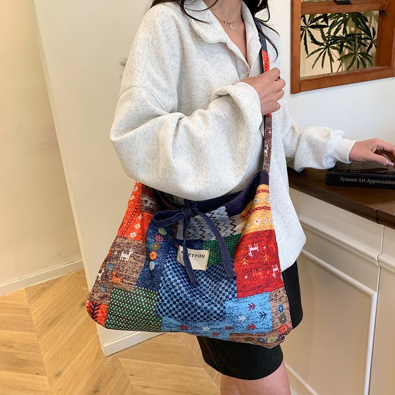 กระเป๋าผ้าใบขนมปังสองด้าน All-Match Commuter Tote Bag Contrast Color Messenger Bag