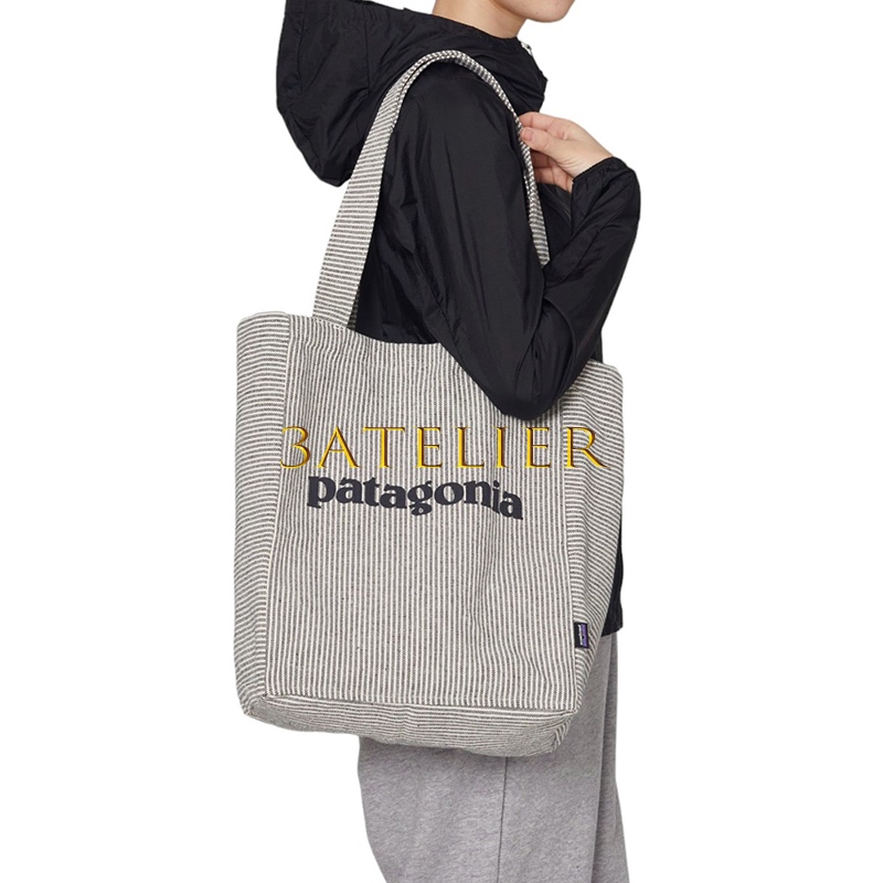 Patagonia Recycled Market Tote 59250 สีแถบสีเทา