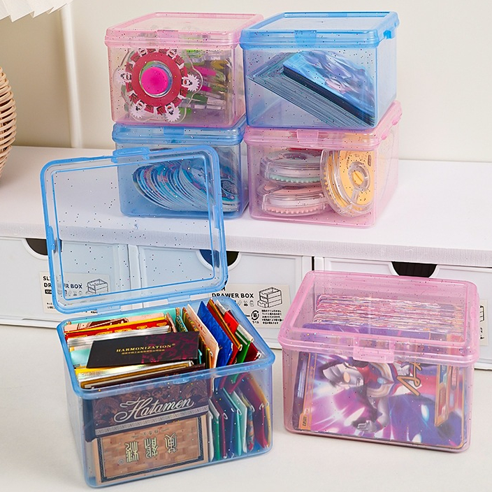 🌷COD🌷Pink Fine Glitter โปร่งใสพลิกฝาปิด Organizer ความจุขนาดใหญ่มัลติฟังก์ชั่กันฝุ่น Sundry Photocard กล่องเก็บเครื่องเขียน