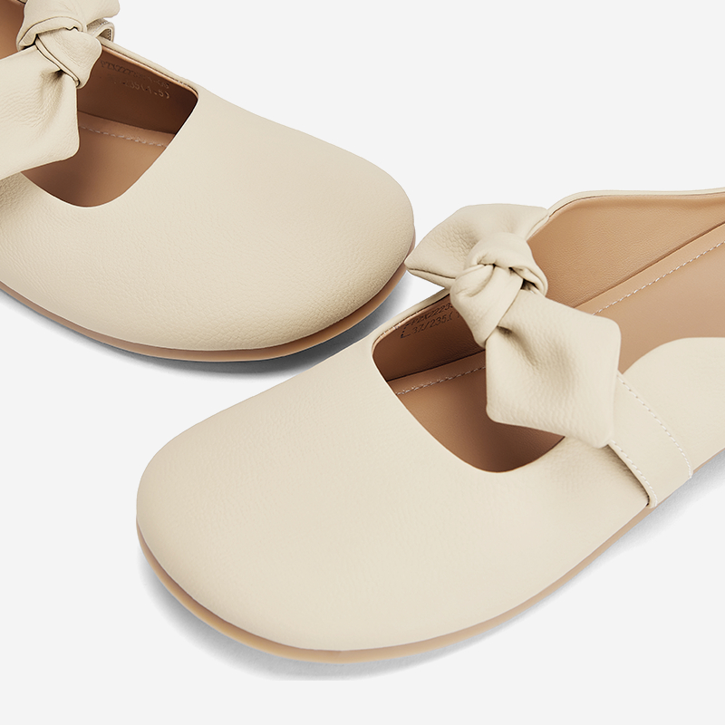 Paris Zoey รองเท้าลำลองสำหรับสุภาพสตรี รองเท้าสตรีแบน รองเท้าแตะ Mules
