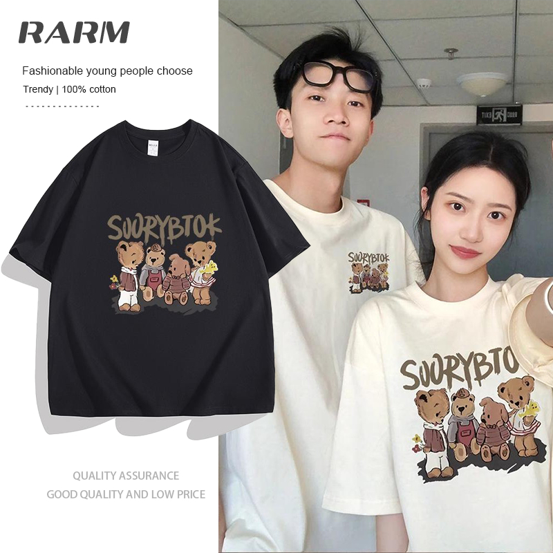 👕พร้อมส่ง🔥RARM เสื้อยืด เสื้อยืดคู่รัก รุ่นใหม่ฤดูร้อน 2025 คอกลม ผ้าฝ้ายแท้ พิมพ์ลาย"หมี"ลายการ์ตูน เสื้อแฟชั่น ไม่ร้อน t shirt นุ่มสบาย ใส่สบาย