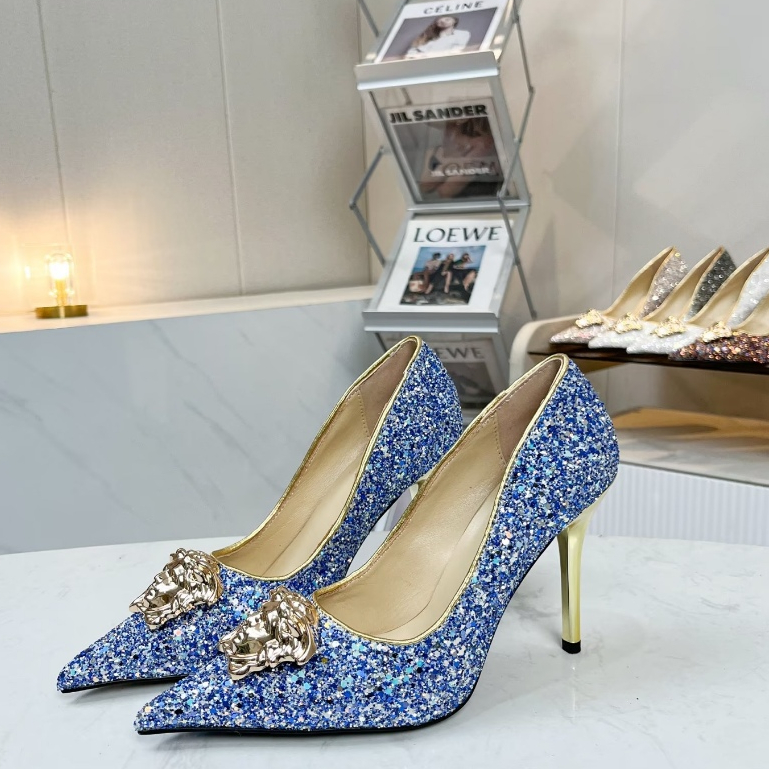 รองเท้าส้นสูงผู้หญิง ผ้า : วัสดุพิเศษ inliner : หนังแกะ ส้น 10.5cm พื้นยาง Size :35-40(41-42 custom)