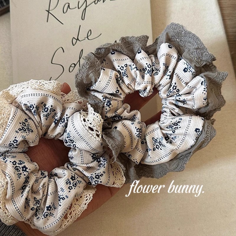 ลูกไม้ตัดดอกไม้สีฟ้าผูกผมสาวผมหางม้าเชือกผมขนาดใหญ่ลําไส้แหวนเครื่องประดับผม