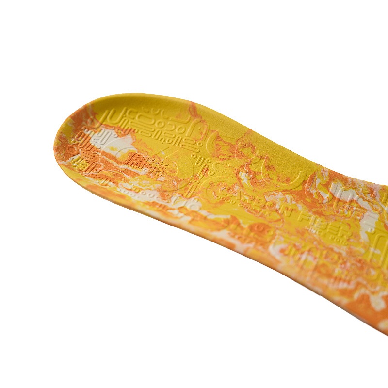 Occasional 4C คาร์บอนไฟเบอร์พื้นรองเท้า Shock-Absorbing Anti-Slip High-Elastic คาร์บอนฟุตบอลบาสเกตบอลวิ่ง Professional กีฬาแรงบิด-Resistant