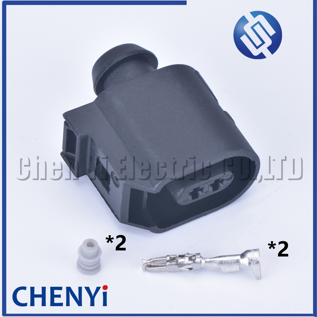 2ขา1.5มิลลิเมตรหญิงยานยนต์เชื่อมต่อกันน้ํา หน้าท้อง เซ็นเซอร์เสียบ 6จ0973702 6e0 973 702 8T0973702 ส