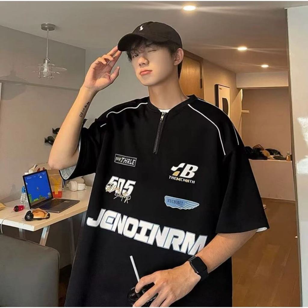 💥BECoolMan💥 เสื้อยืดผู้ชาย ซิปครึ่ง ยอดนิยม สไตล์มอเตอร์ไซค์สุดหล่อ ถนนสูง หลวมแมทช์ลุคง่าย