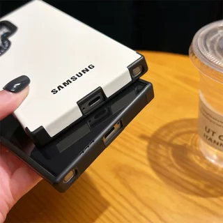 ซิลิโคน สีทึบ Logo Magnetic เคส Samsung Galaxy S26 Ultra S25 Ultra S25 Plus S25 S24 Ultra S24 Plus S24 S23 Ultra S22Ultra Case เคสโทรศัพท์ใหม่ ซิลิโคนอ่อนนุ่มป้องกันการตก เคสมือถือซัมซุง
