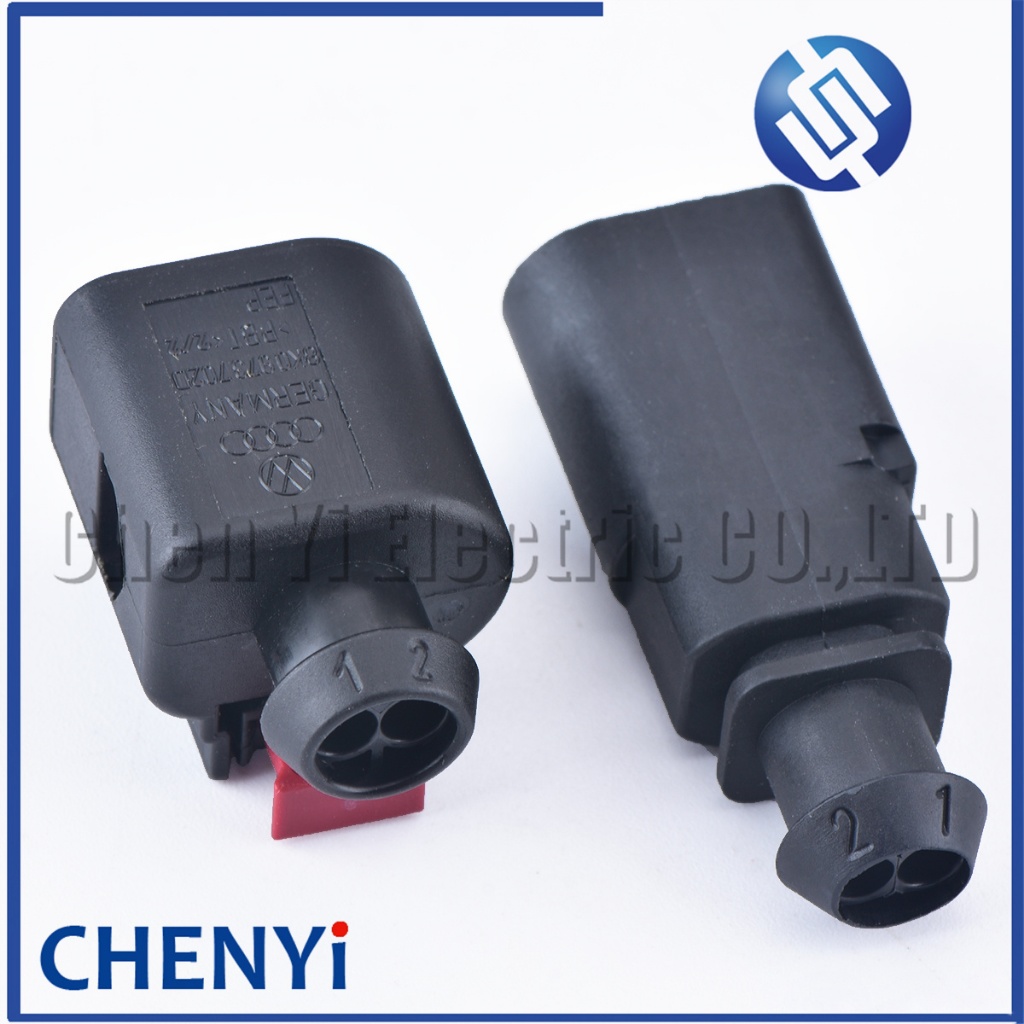 2ขา1.5มิลลิเมตรอุณหภูมิคอมเพรสเซอร์เซ็นเซอร์เชื่อมต่อปลั๊ก8เค0973702D สําหรับ VW Golf Jetta Passat A3 A6 A8