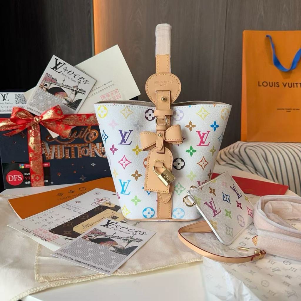 Vip European Points Membership Gift New Style White Tricolor Ladies Bucket Bag Messenger Bag
