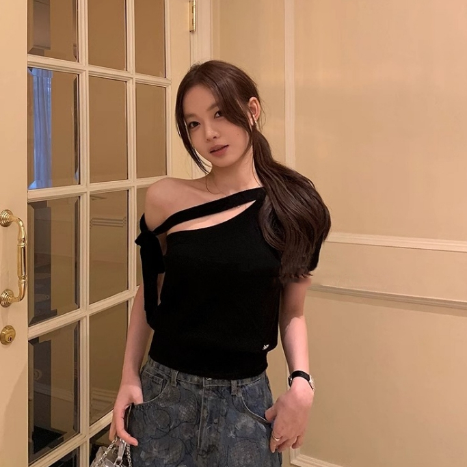 ZHELIHANGFEI  เสื้อตัวสั้นเสื้อถักแขนสั้นสไตล์เรโทรผูกเชือกหลายแบบ