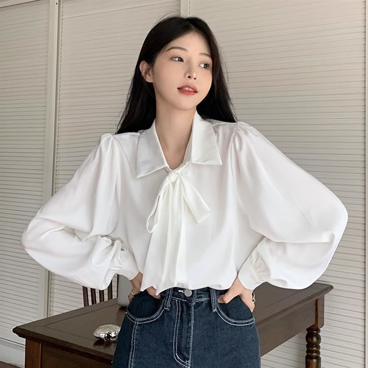 Hermarou ผู้หญิงเสื้อเชิ้ตสีขาวแขนยาวเสื้อยืดนักเรียนเสื้อผ้าทํางานท็อปส์กับเน็คไท