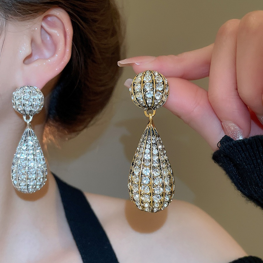 [Jewbeauty]ชุดเข็มเงินพร้อมแถบเพชรรูปไข่วางต่างหูโอ้อวดคุณภาพสูงกระดุมยุโรปและอเมริกาอุปกรณ์เสริมย้อนยุค