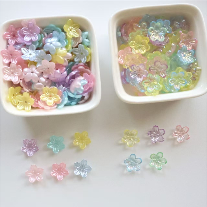 100 ชิ้นสุ่มผสมมุกเทียม/Plated AB อะคริลิคขนาดเล็กห้ากลีบดอกไม้ Charm ลูกปัดหลวมสําหรับ DIY Antique Hairpin ผลการค้นหาประมาณ 11 มม.y1921