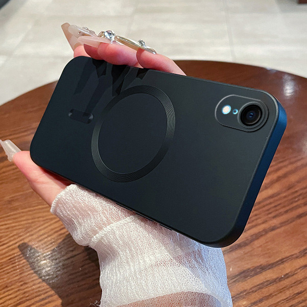 หรูหราแม่เหล็กชาร์จไร้สายเคสโทรศัพท์เข้ากันได้สําหรับ IPhone XR X XS 16E 7 8 Plus Soft Matte Case