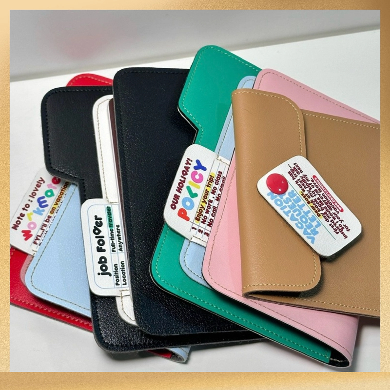 ที่ใส่หนังสือเดินทาง ซองหนังหนังสือเดินทาง มีให้เลือกสามสีสีแดงสีน้ําเงินสีจับคู่สีชมพูสีเขียวจับคู่สีสีดําสีขาว