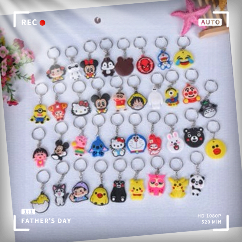 50ชิ้น/ล็อตการ์ตูนอะนิเมะพีวีซียางนุ่มพวงกุญแจของขวัญของขวัญของขวัญสําหรับสินค้าขนาดเล็กพวงกุญแจจี้กระเป๋ารถจับพวงกุญแจอุป