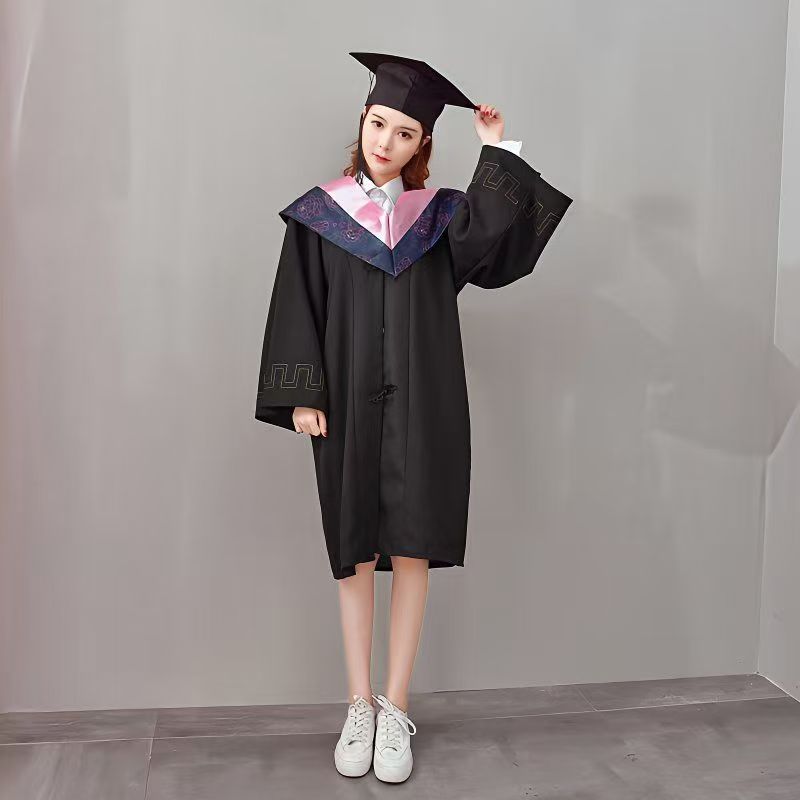 Toga และ Cap รับปริญญา (สําหรับ Kinder/Elementary/Junior /Senior High School/university/Graduate PhD