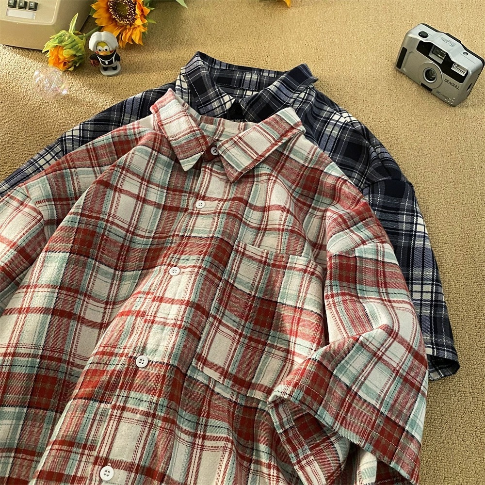 เสื้อเชิ้ตแขนสั้นลําลอง ทรงหลวม ลายสก๊อต แฟชั่นฤดูร้อน สไตล์ฮ่องกง สําหรับผู้ชาย ราคา ถูกที่สุด ดีลบีเคเค แกลเลอรีภาพที่ 7