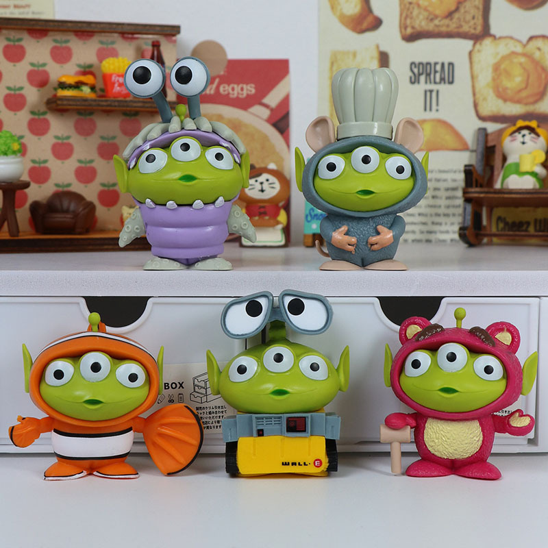 5 ชิ้น 6 ซม.-8 ซม.ของเล่น Story Cos Walle น่ารัก PVC Action Figure ตุ๊กตา Kawaii Decor Alien Boys Hobby ของเล่นเครื่องประดับรถตกแต่งเค้ก