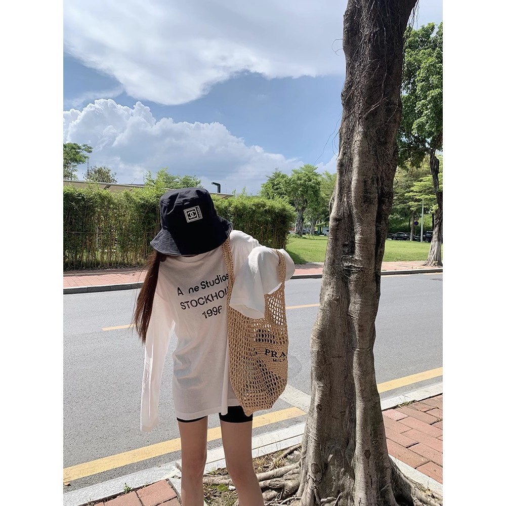 【BANKO】เวอร์ชั่นเกาหลีผู้หญิงฤดูร้อนบางสไตล์หลวมจดหมายพิมพ์เสื้อยืดแขนยาวสีขาว