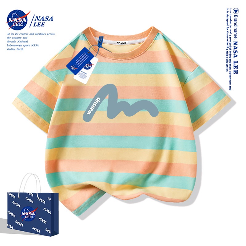 NASA เสื้อยืดแขนสั้นฤดูร้อนสไตล์อเมริกัน สำหรับเด็ก รุ่นใหม่ปี 2025 ผ้าคอตตอนนุ่ม ลายเส้นเรียบง่าย