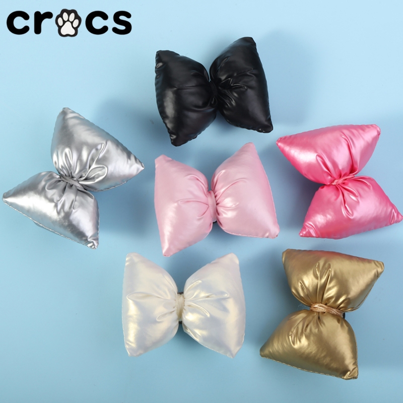 รูรองเท้าดอกไม้รองเท้าหัวเข็มขัดจระเข้จระเข้ จื่อบิซิง อุปกรณ์เสริมสไตล์ใหม่สามมิติพัฟโบว์ ทําเอง ที่ถอดออกได้