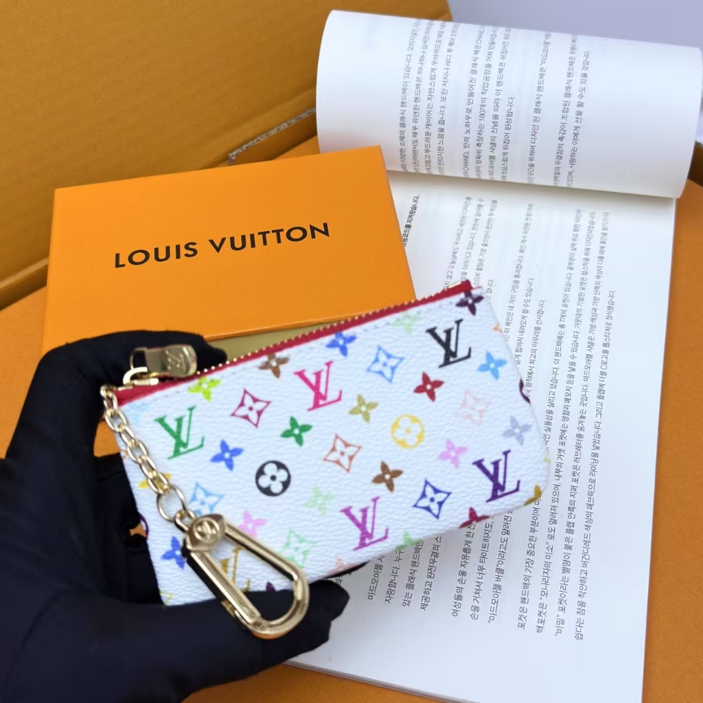 Box+stock  ใหม่หนัง keybag wallet series กระเป๋าใส่เหรียญ M62650