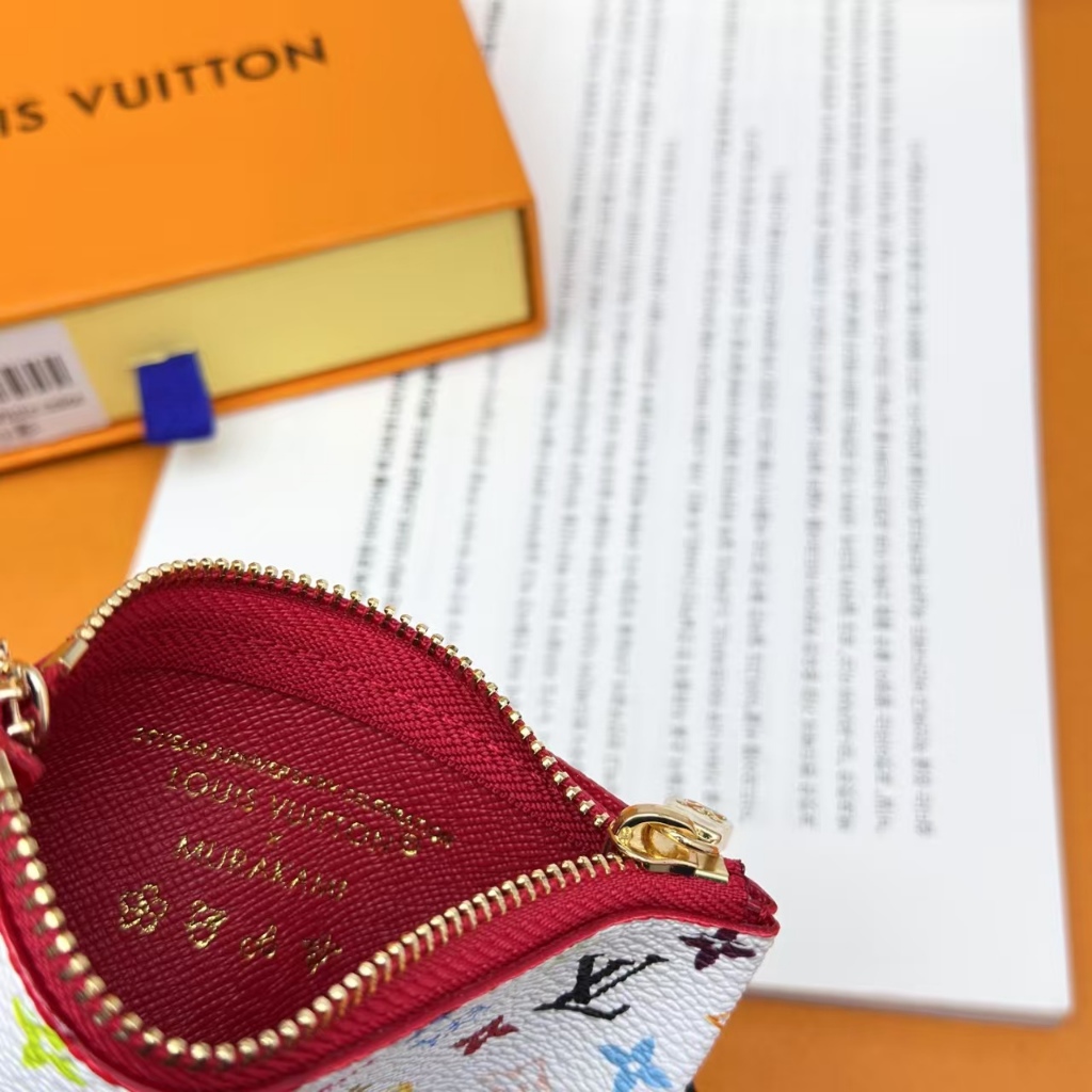 Box+stock  ใหม่หนัง keybag wallet series กระเป๋าใส่เหรียญ M62650