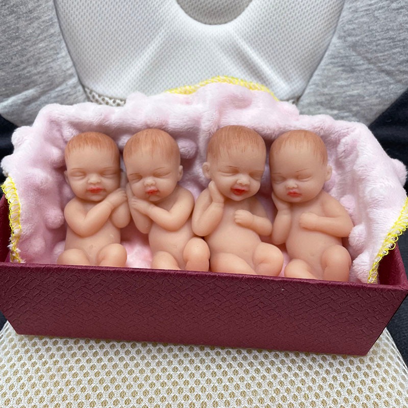4pcs Reborn  Full Body Silicone Baby Dolls Reborn Doll Very Soft to Touch Anti-Stress Doll Toys