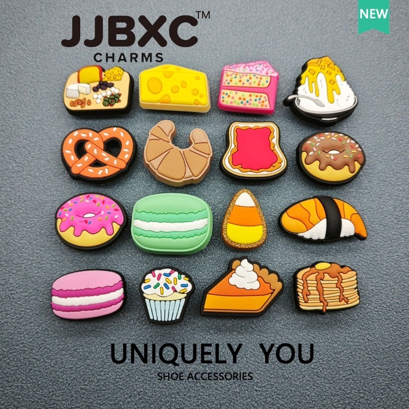 JJBXC ตัวติดรองเท้า charm หัวเข็มขัดโลหะ รูปหัวใจและกุญแจ น่ารัก สำหรับตกแต่งรองเท้า อุปกรณ์ตกแต่งรองเท้า
