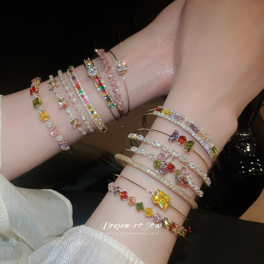 เดรช เพทายดอกไม้ตาข่ายเรขาคณิตเปิดกําไลข้อมือยุโรปและอเมริกาที่สวยหรูแสงหรูหราสร้อยข้อมือย้อนยุคซอกมือระดับไฮเอนด์ชุดส