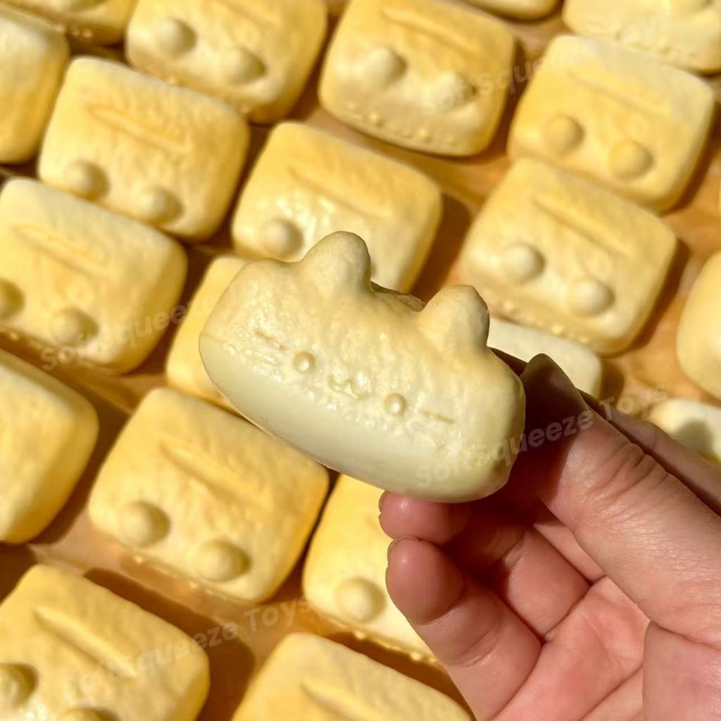 สกุชชี่มินิ ​​กระต่ายเค้กข้าวฟื้นตัวช้าของเล่นกดนุ่มของขวัญเล็กๆน้อยๆที่สวยหรู - รูปที่ 5