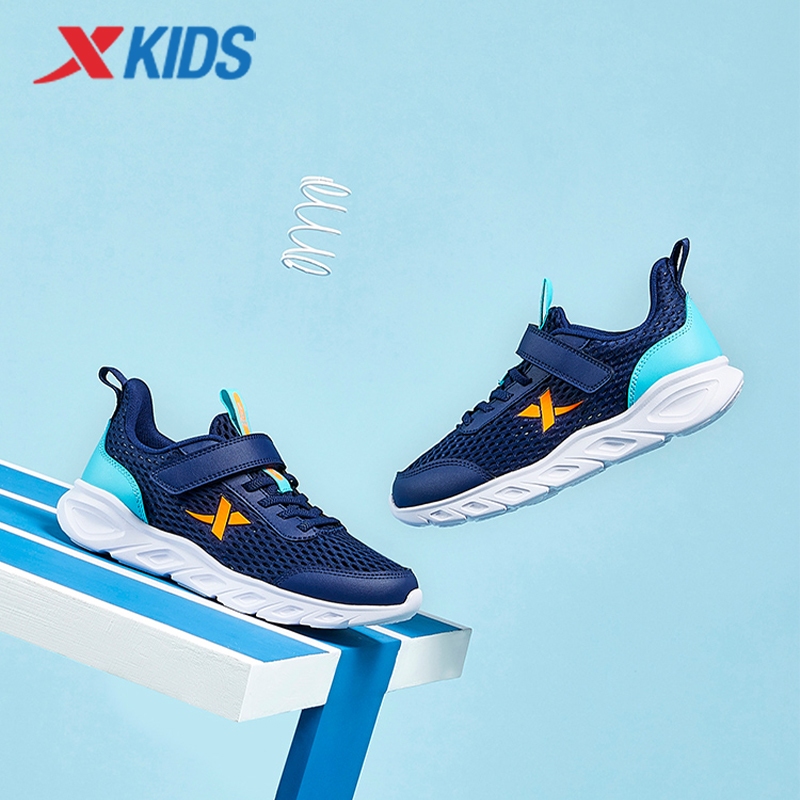 【xtep】KIDS Series | Big Kid เด็กรองเท้ากีฬาตาข่ายระบายอากาศฤดูร้อนใหม่วิ่งรองเท้าลําลอง