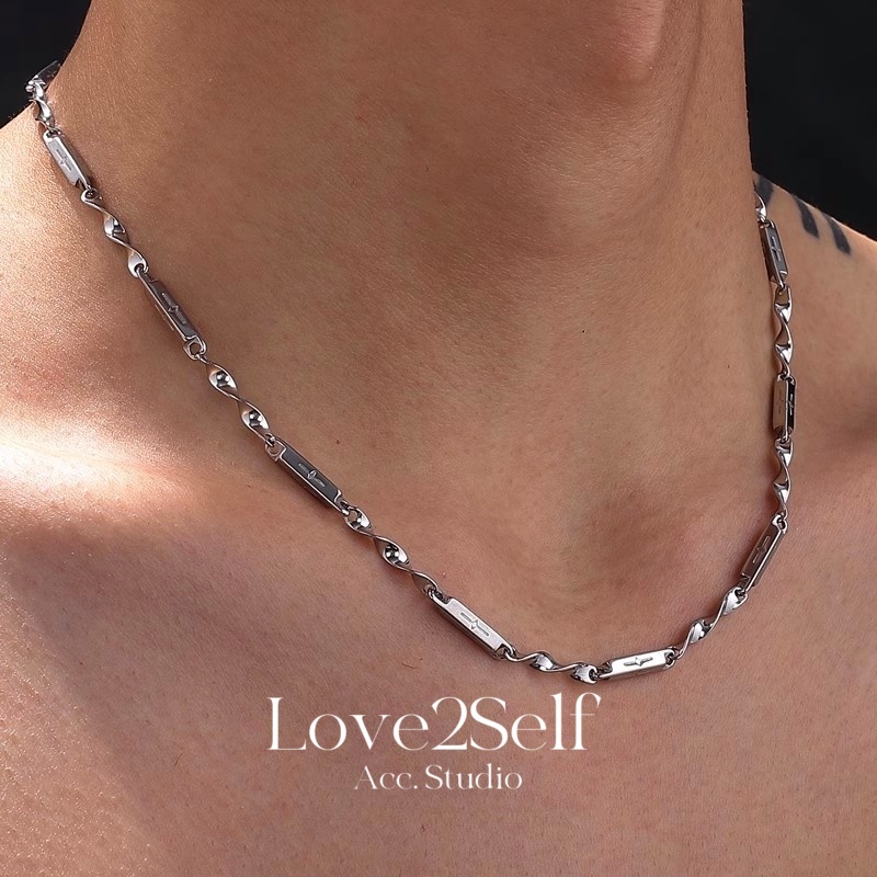 Love2Self X064 Cool Cross Star สร้อยคอสแตนเลสสําหรับผู้ชาย Non Tarnish Mobius สร้อยคอ S092