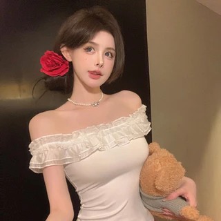 Betty house🌸พร้อมส่ง เสื้อยืดผู้หญิง เสื้อแขนสั้นเปิดไหล่ เซ็กซี่ สไตล์เกาหลีแบบเรียบง่าย เวลาว่าง