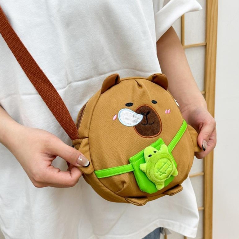 ^N^ ตุ๊กตาน่ารัก Capibala Capybara ความจุขนาดใหญ่การ์ตูนไหล่ Messenger กระเป๋าแบบพกพา Commug กระเป๋าถือ {T}