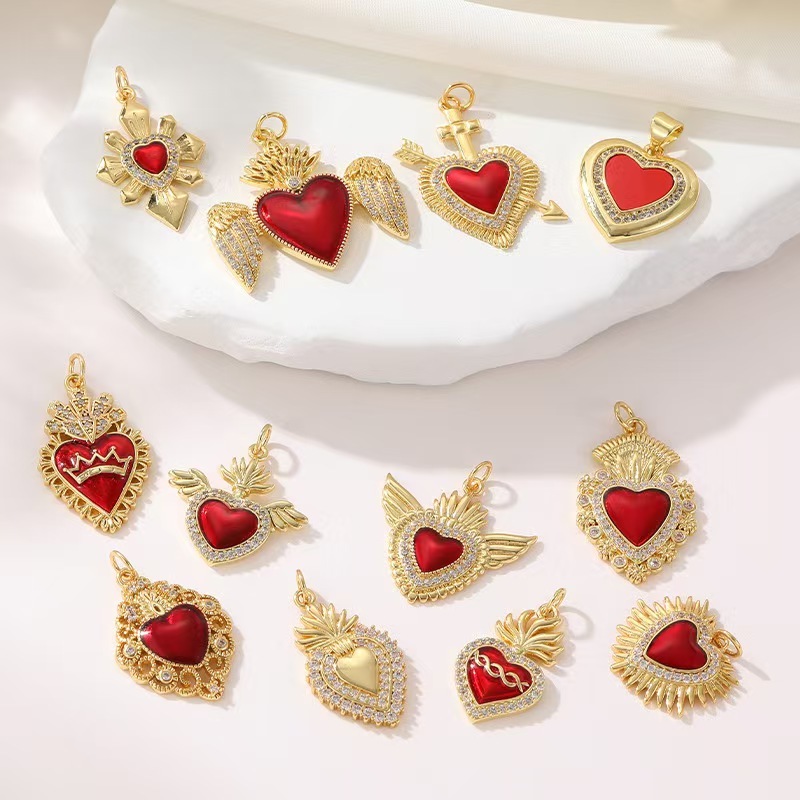 1 ชิ้นคลาสสิกสีแดงศาสนาหัวใจ Charms สําหรับเครื่องประดับทําทองสี Ex Voto จี้ Clear Cubic Zirconia สร้อยคอ DIY