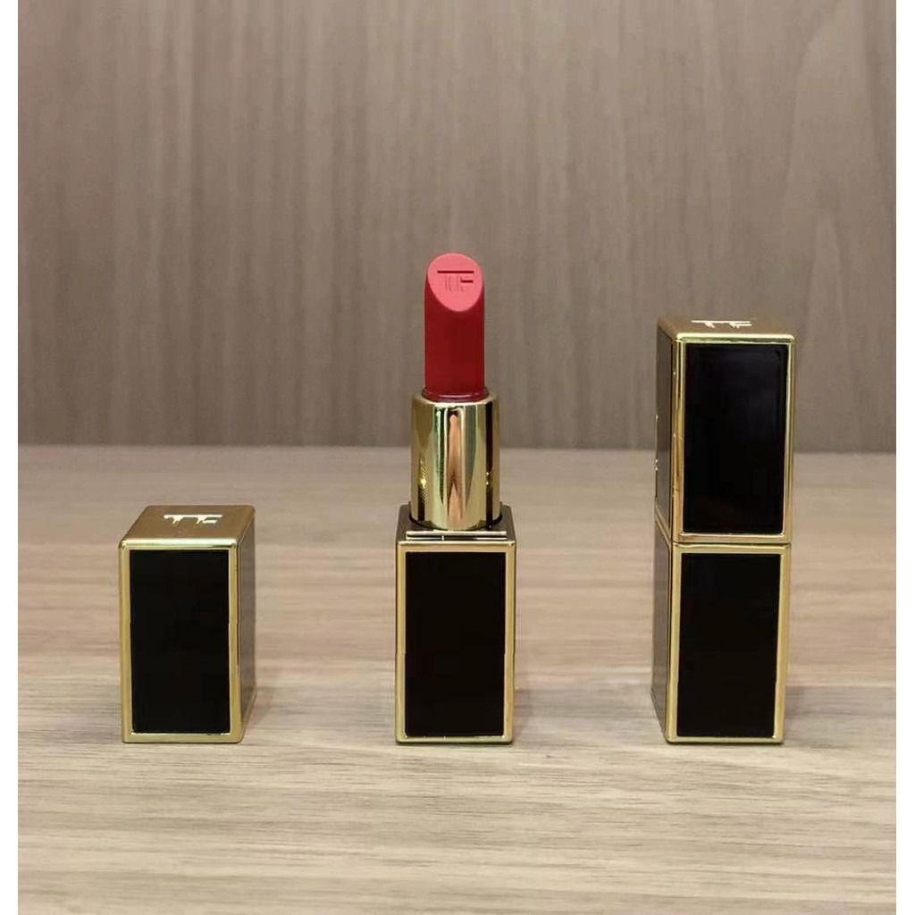 ตัวอย่างลิปสติกหลอดดํา 1.5ก- 02 # 15 # 16 # 69 # 80 เคลือบ 16 # 100 # 80 # 511#